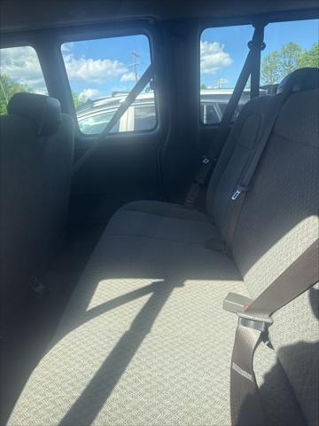 2024 Chevrolet Express Passenger RWD 3500 Extended Wheelbase LT