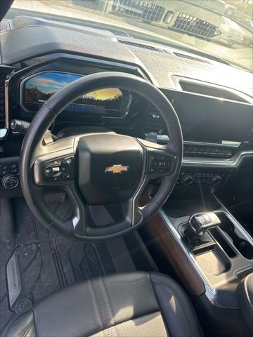 2024 Chevrolet Silverado 1500 4WD Crew Cab Short Bed High Country