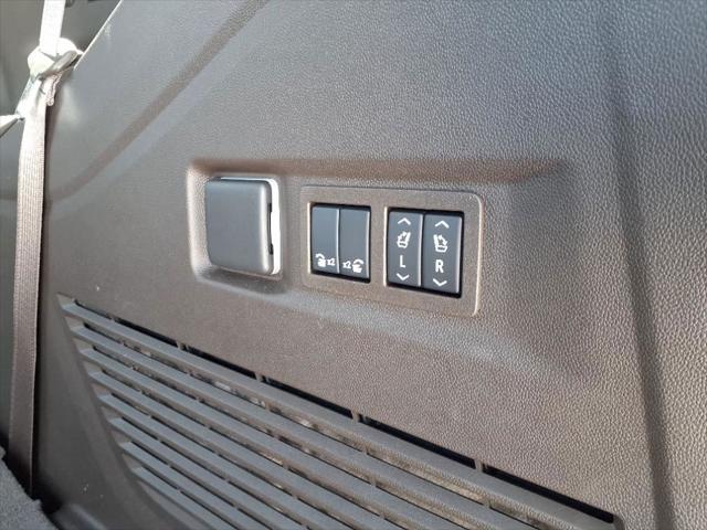 2024 GMC Yukon 4WD Denali