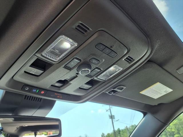 2024 GMC Yukon 4WD Denali