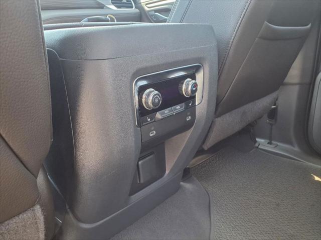 2024 GMC Yukon 4WD Denali