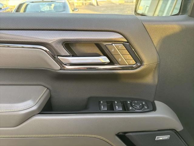 2023 Chevrolet Silverado 1500 4WD Crew Cab Short Bed ZR2
