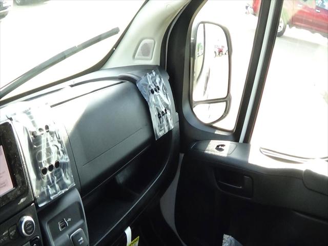 2025 Ram ProMaster 2500 Cargo Van Tradesman Low Roof 136" WB w/Pass Seat