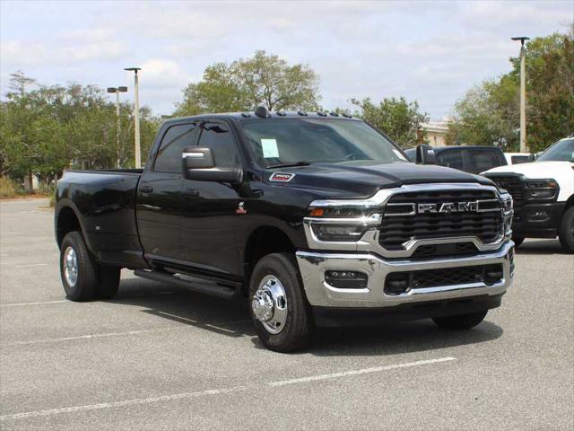 2026 RAM Ram 3500 RAM 3500 TRADESMAN CREW CAB 4X4 8 BOX