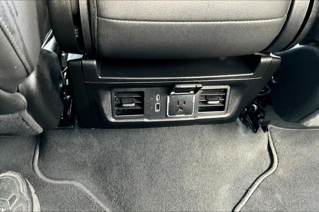 2025 GMC Sierra 1500 2WD Crew Cab Short Box SLT
