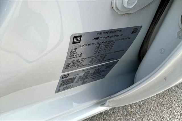 2025 GMC Sierra 1500 2WD Crew Cab Short Box SLT
