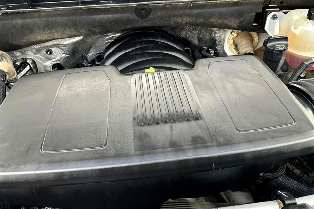 2025 GMC Sierra 1500 2WD Crew Cab Short Box SLT