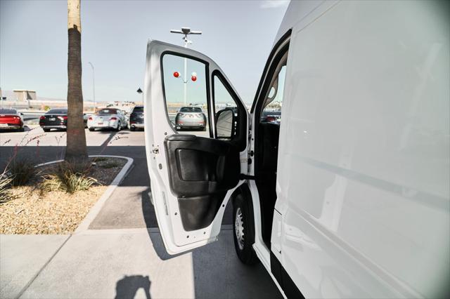 2025 Ram ProMaster 2500 Cargo Van Tradesman High Roof 159" WB w/Pass Seat