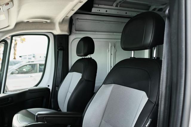 2025 Ram ProMaster 2500 Cargo Van Tradesman High Roof 159" WB w/Pass Seat