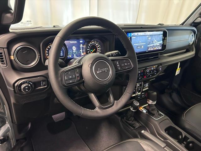 2026 Jeep Gladiator GLADIATOR SAHARA 4X4