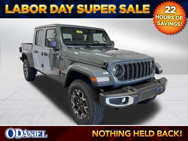 2026 Jeep Gladiator GLADIATOR SAHARA 4X4