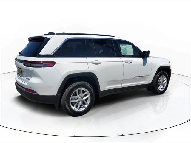 2025 Jeep Grand Cherokee Laredo X 4x4