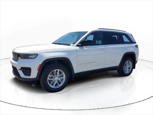 2025 Jeep Grand Cherokee Laredo X 4x4