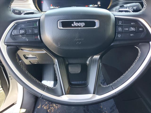 2025 Jeep Grand Cherokee Laredo X 4x4