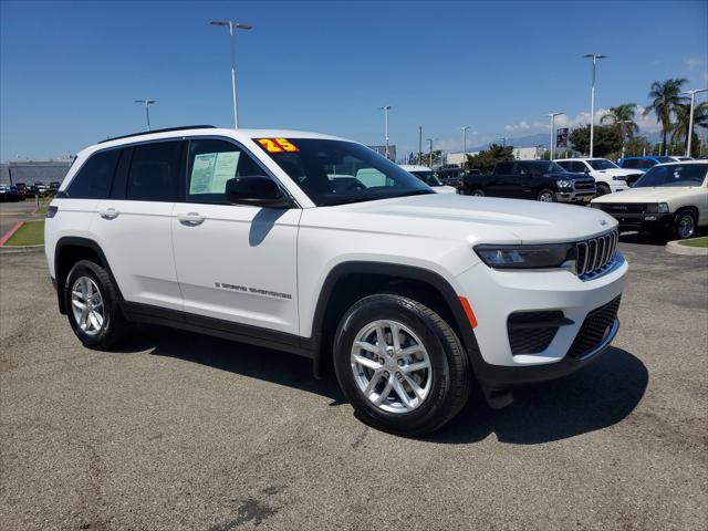 2025 Jeep Grand Cherokee Laredo X 4x4