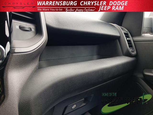 2026 Ram 1500 Warlock Crew Cab 4x4 5'7" Box