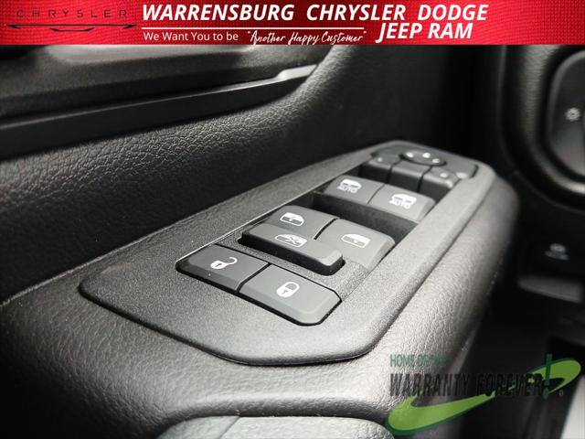2026 Ram 1500 Warlock Crew Cab 4x4 5'7" Box