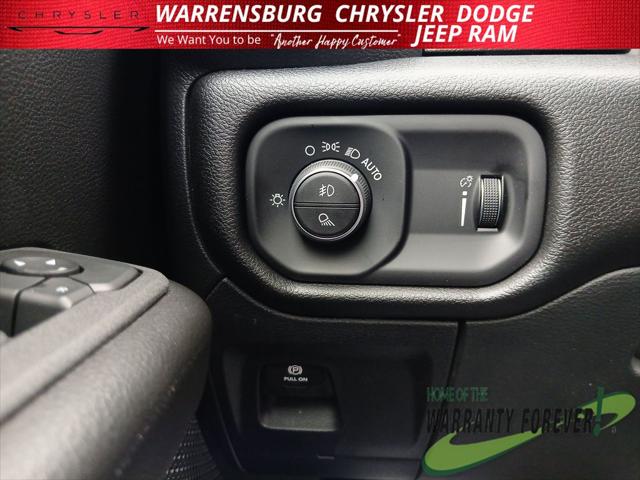 2026 Ram 1500 Warlock Crew Cab 4x4 5'7" Box