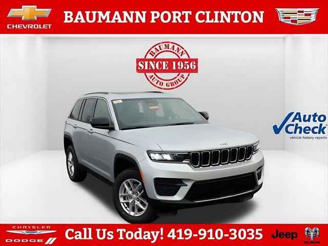 2025 Jeep Grand Cherokee GRAND CHEROKEE LAREDO X 4X4