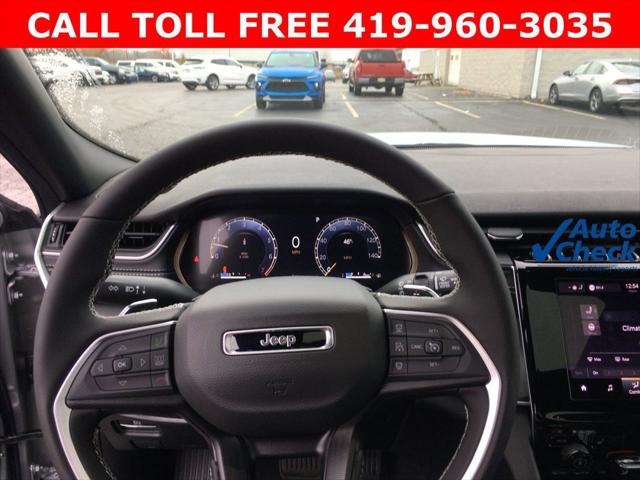 2025 Jeep Grand Cherokee GRAND CHEROKEE LAREDO X 4X4