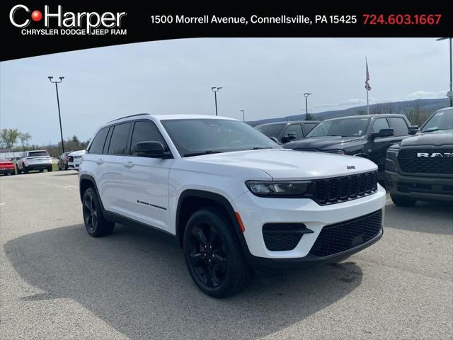 2023 Jeep Grand Cherokee Altitude 4x4 2023 Jeep Grand Cherokee Altitude 4x4