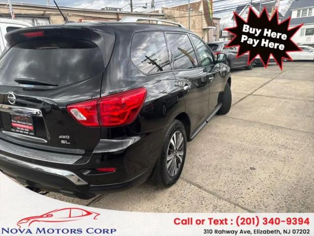 2017 Nissan Pathfinder SL