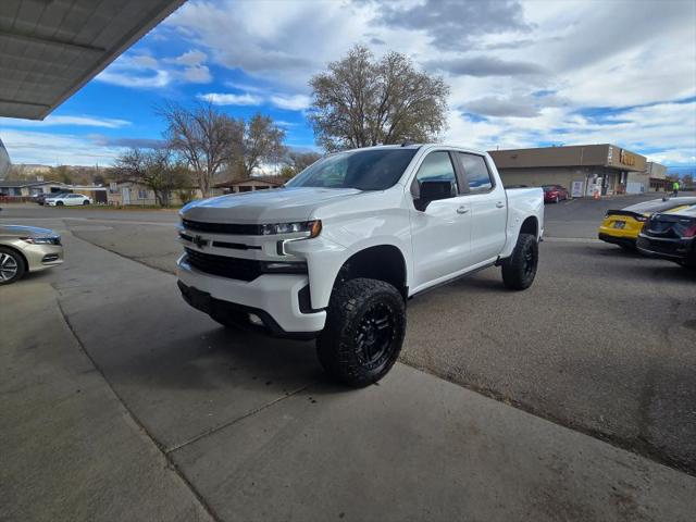 2022 Chevrolet Silverado 1500 4WD Crew Cab Short Bed RST