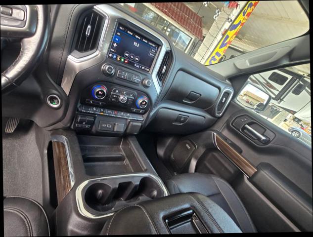2022 Chevrolet Silverado 1500 4WD Crew Cab Short Bed RST