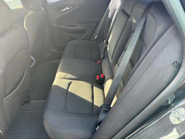 2017 Chevrolet Malibu 1LT