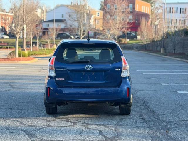 2014 Toyota Prius v Three