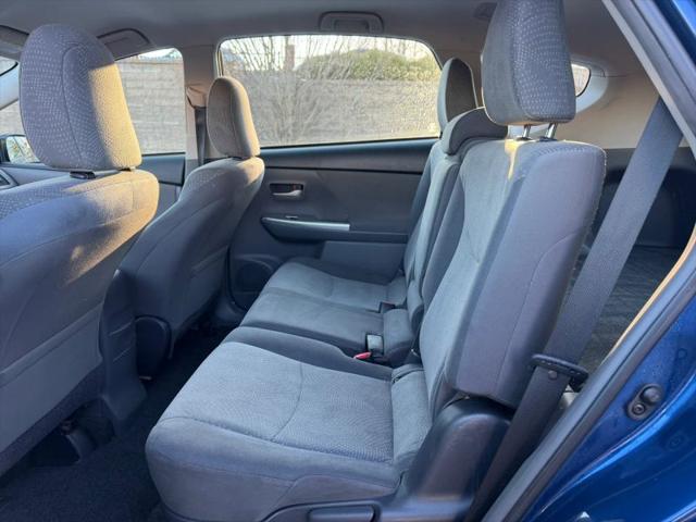2014 Toyota Prius v Three