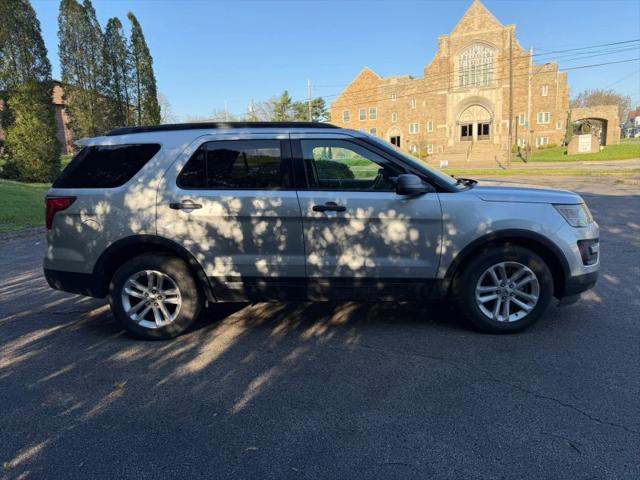 2016 Ford Explorer Base