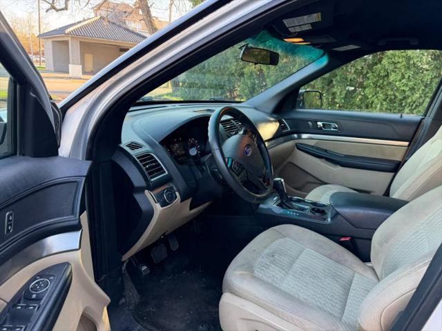 2016 Ford Explorer Base