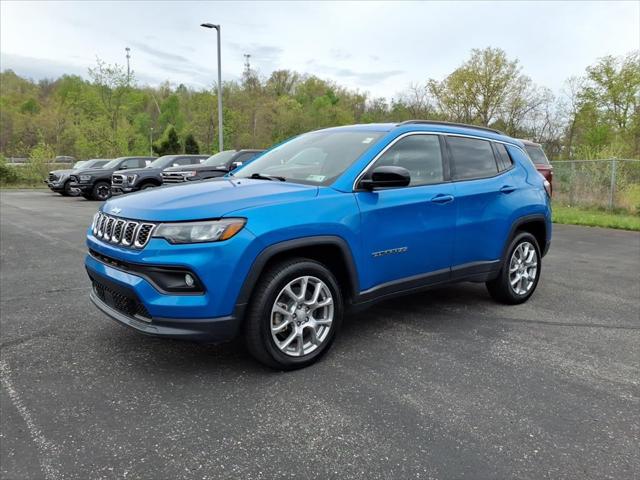 2024 Jeep Compass Latitude Lux FWD 2024 Jeep Compass Latitude Lux FWD