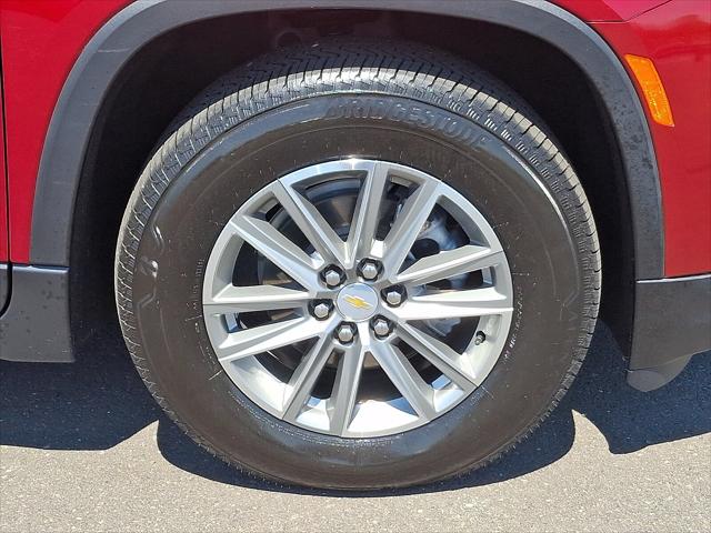 2023 Chevrolet Traverse AWD LT Cloth