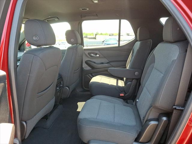 2023 Chevrolet Traverse AWD LT Cloth
