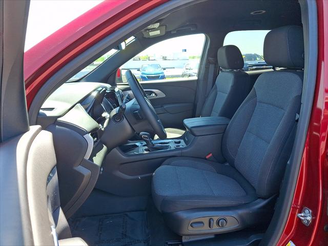 2023 Chevrolet Traverse AWD LT Cloth