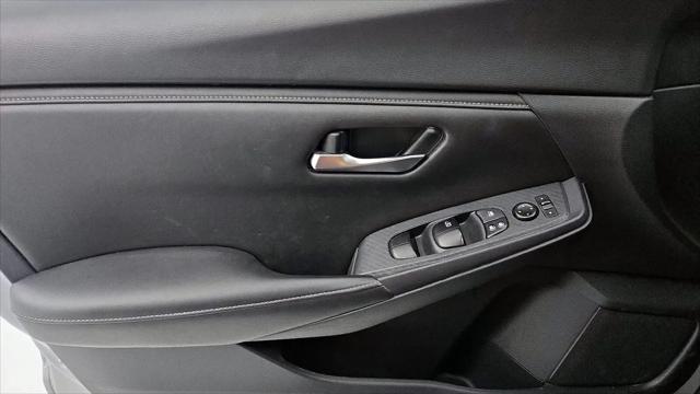 2023 Nissan Sentra SV Xtronic CVT