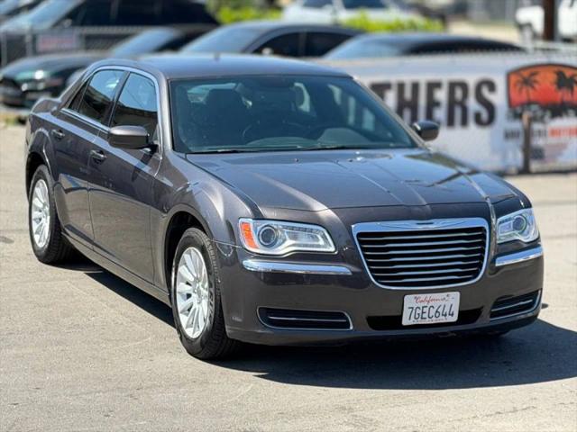 2014 Chrysler 300 300