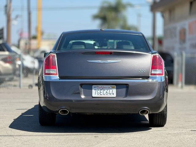 2014 Chrysler 300 300
