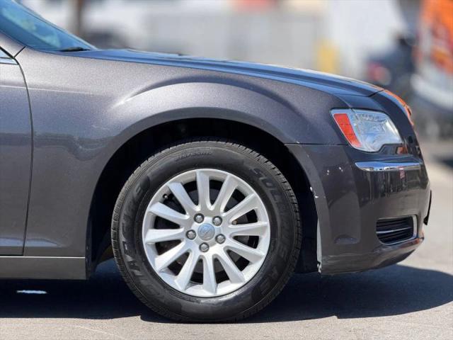 2014 Chrysler 300 300