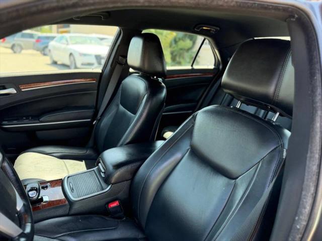 2014 Chrysler 300 300