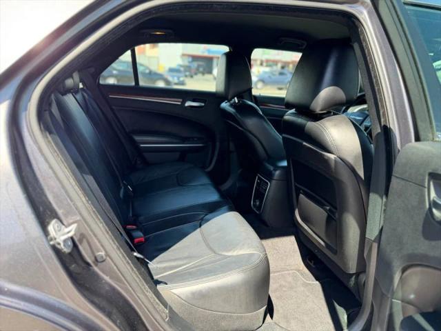 2014 Chrysler 300 300