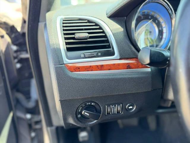 2014 Chrysler 300 300