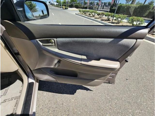 2003 Toyota Corolla CE