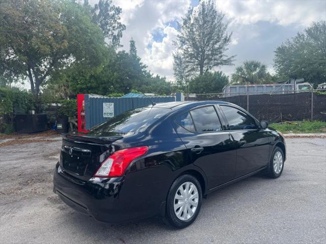 2018 Nissan Versa 1.6 S+