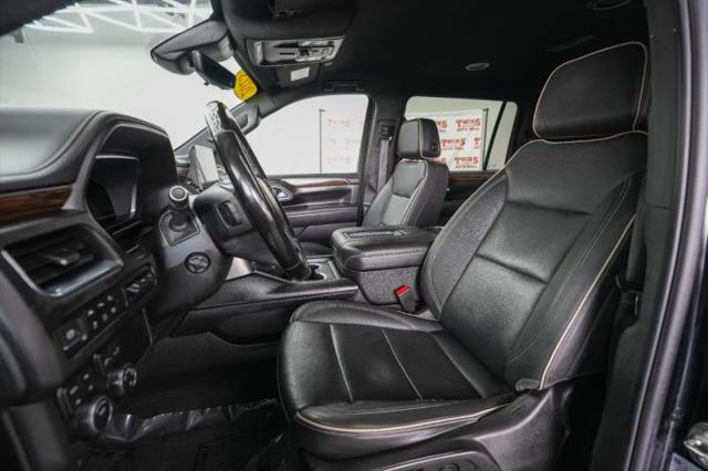 2023 Chevrolet Suburban 4WD Premier