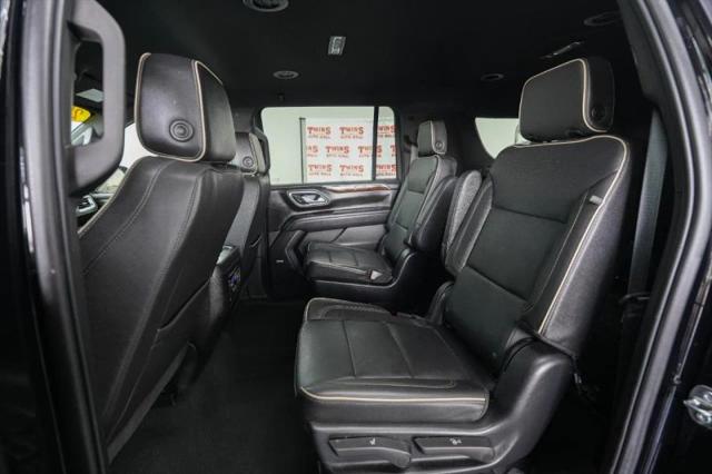 2023 Chevrolet Suburban 4WD Premier