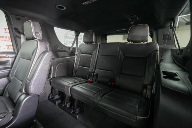 2023 Chevrolet Suburban 4WD Premier