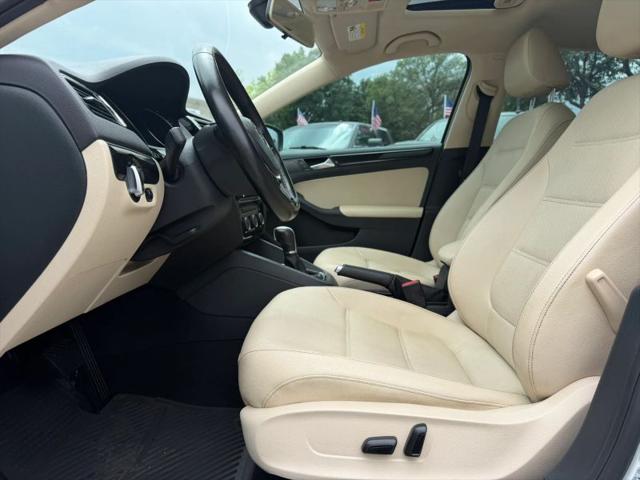 2017 Volkswagen Jetta 1.8T SEL
